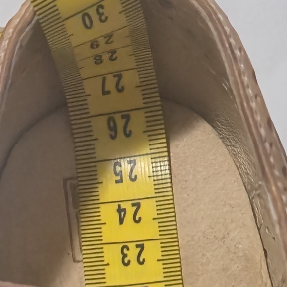 Frye Shoes, Vintage Tan Leather Wingtip Oxford Block Heels, Dark Academia, Sz 10 - Picture 10 of 11